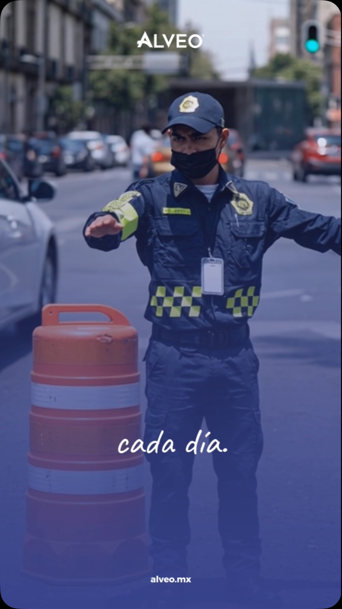 Feliz Día del Padre a quienes resuelven, acomodan, cargan, reparan y siempre tie