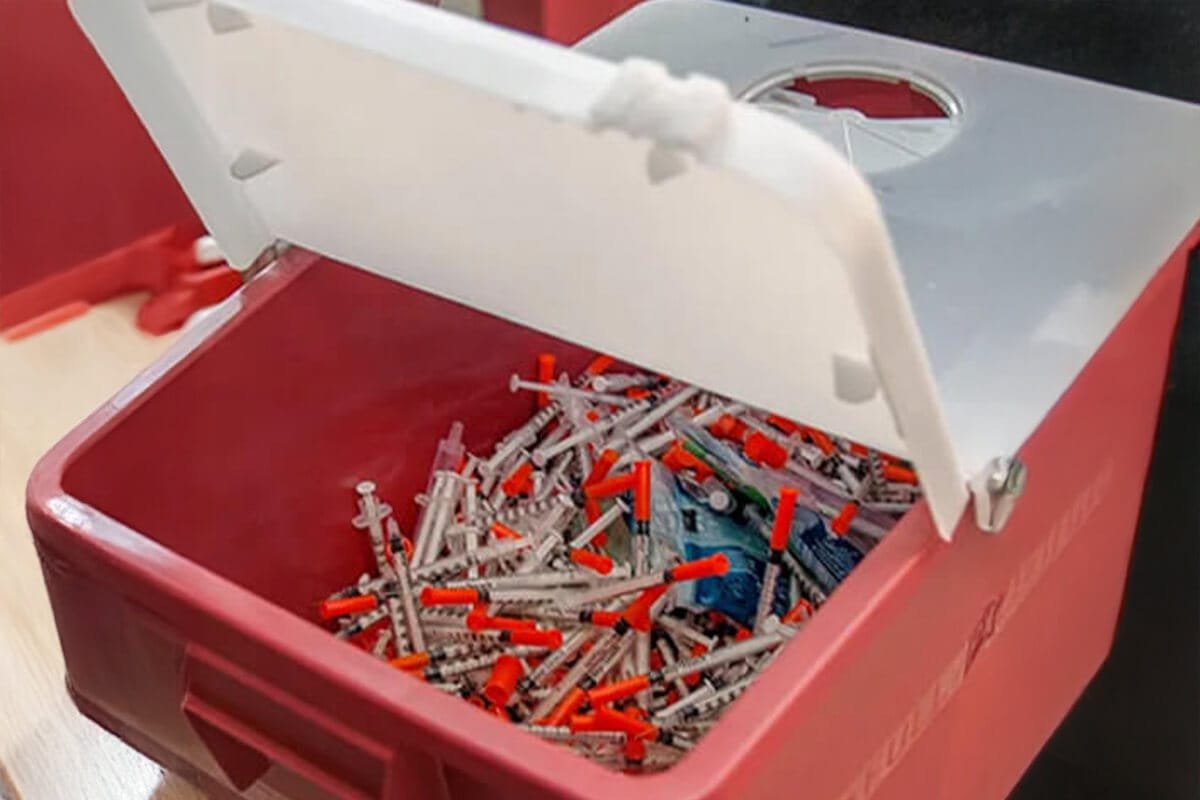 como prevenir accidentes por pinchazos